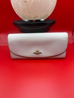 Coach Cream Textured Leather Folded Wallet with Gold Logo